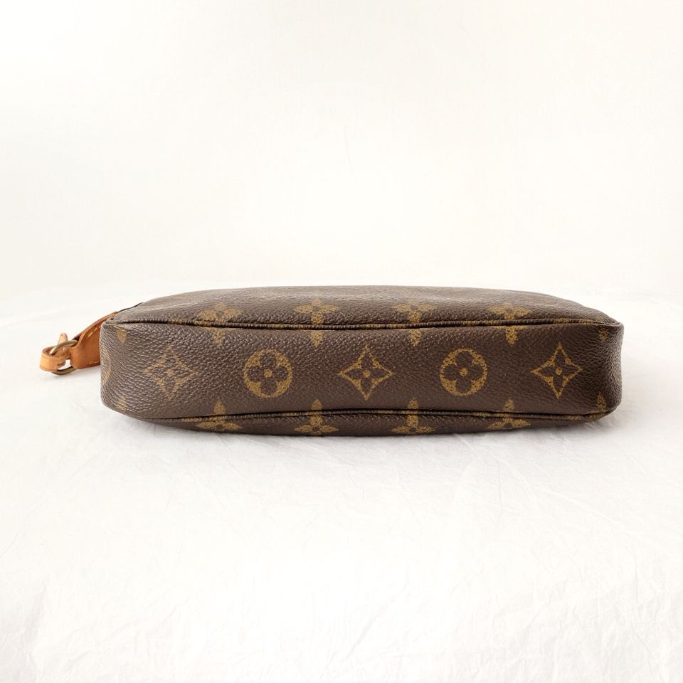 Louis Vuitton monogram handbag