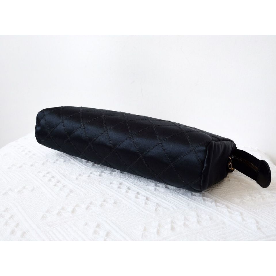 Chanel vintage silk clutch+chain