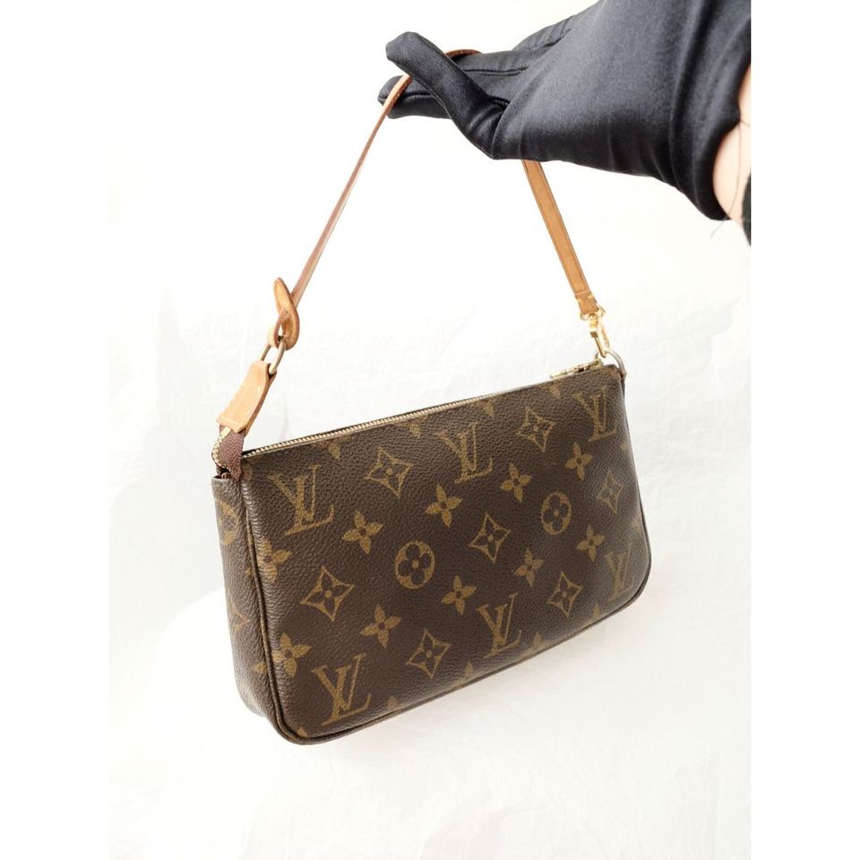 Louis Vuitton monogram handbag