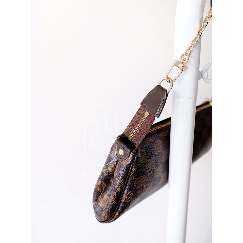 Louis Vuitton damier ebene pochette eva