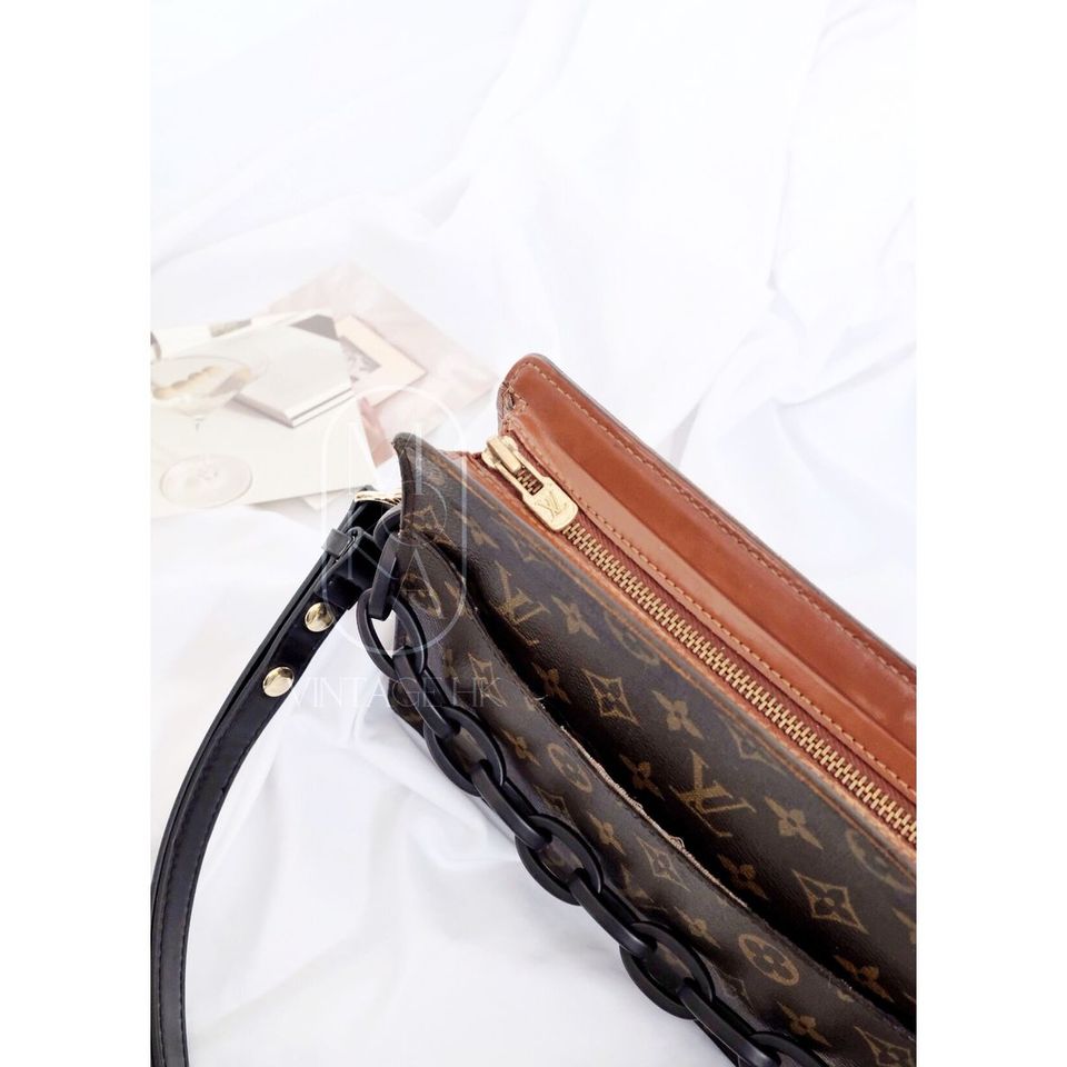 Louis Vuitton monogram clutch bag