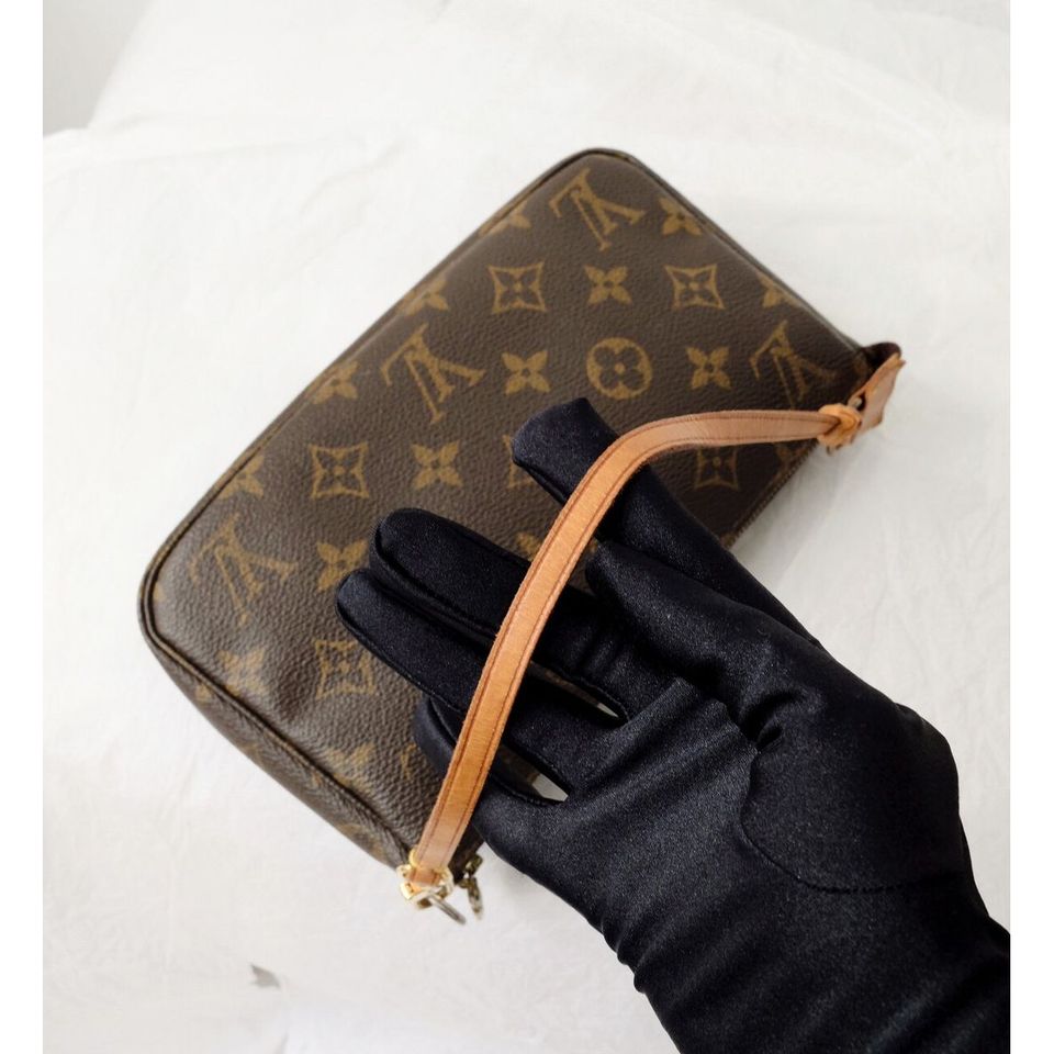 Louis Vuitton monogram handbag