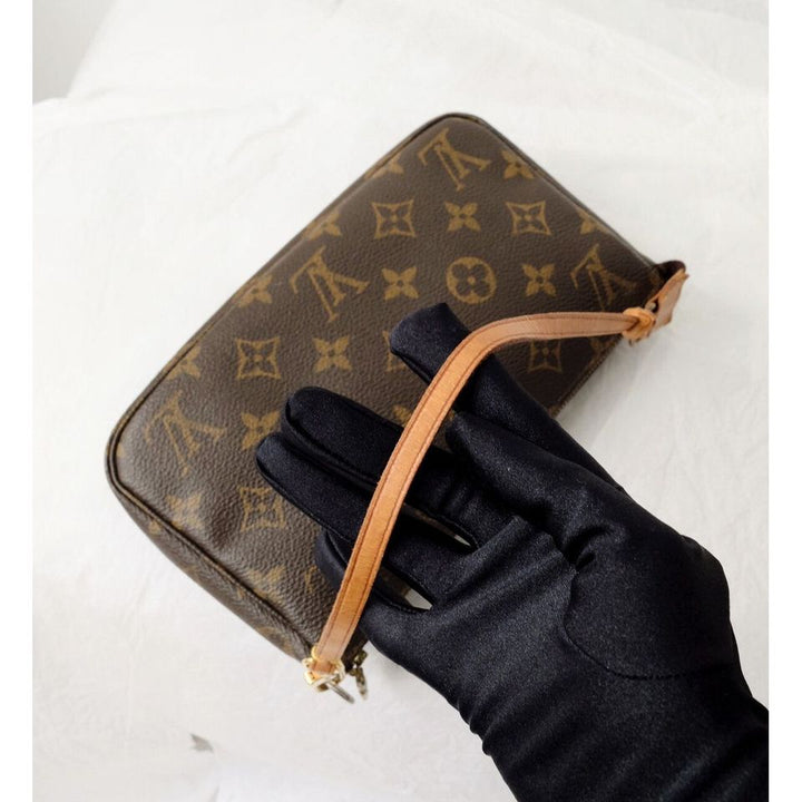 Louis Vuitton monogram handbag