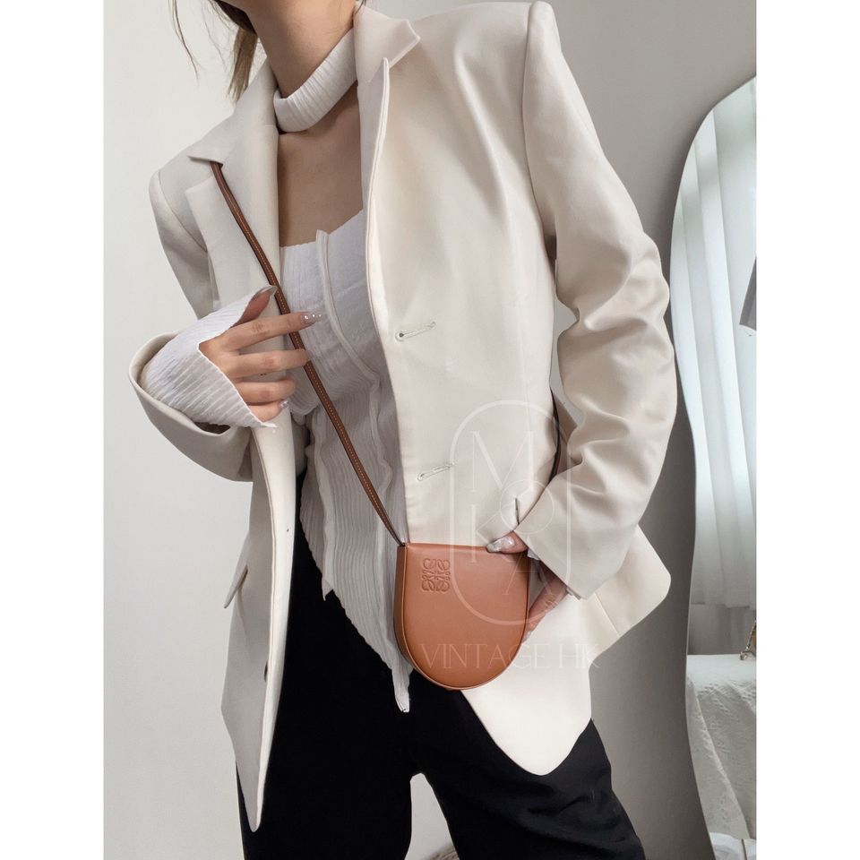 美品　LOEWE HEEL POUCH SMALL WITH ANAGRAM Small Heel Pouch With Dotted Anagram, Loewe - Designer