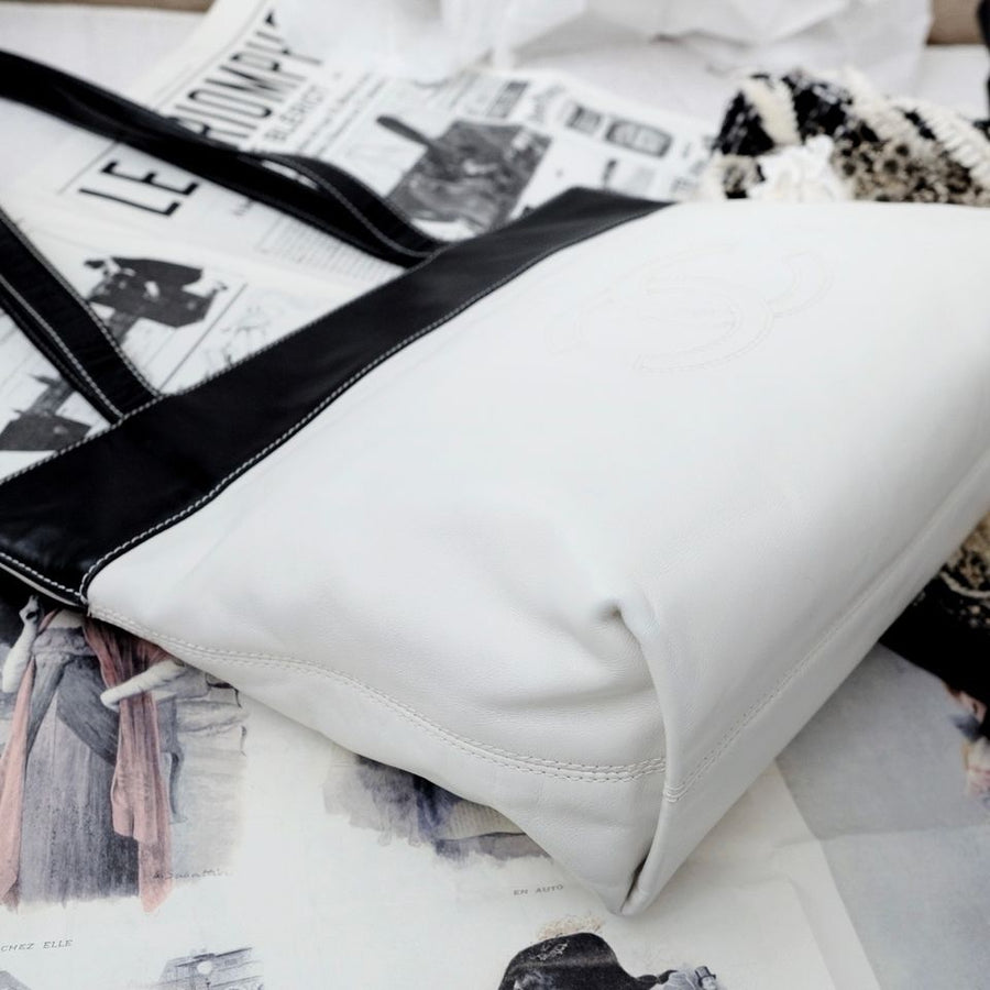 Chanel vintage sheepskin tote bag