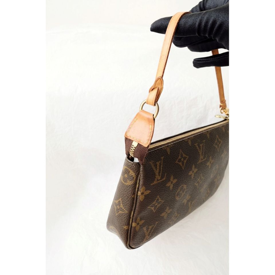 Louis Vuitton monogram handbag