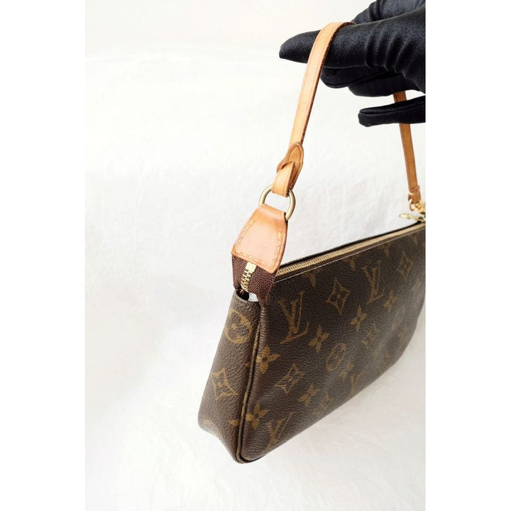 Louis Vuitton monogram handbag