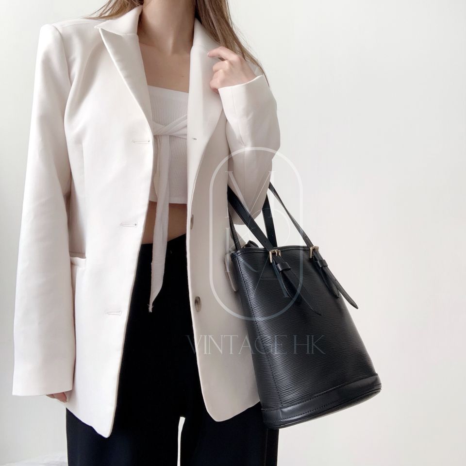 Louis Vuitton black epi leather petit bucket with pouch