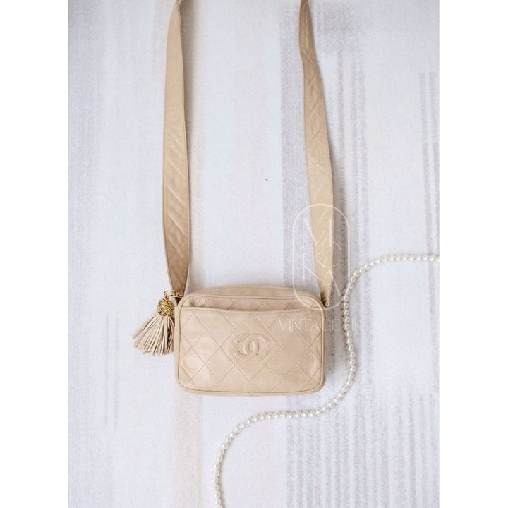 Chanel CC diamond-quilted tassel crossbody bag