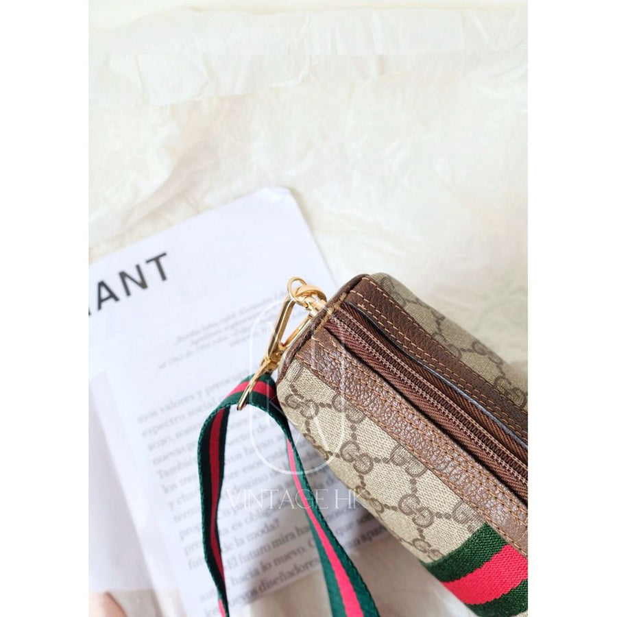 Gucci vintage GG clutch bag