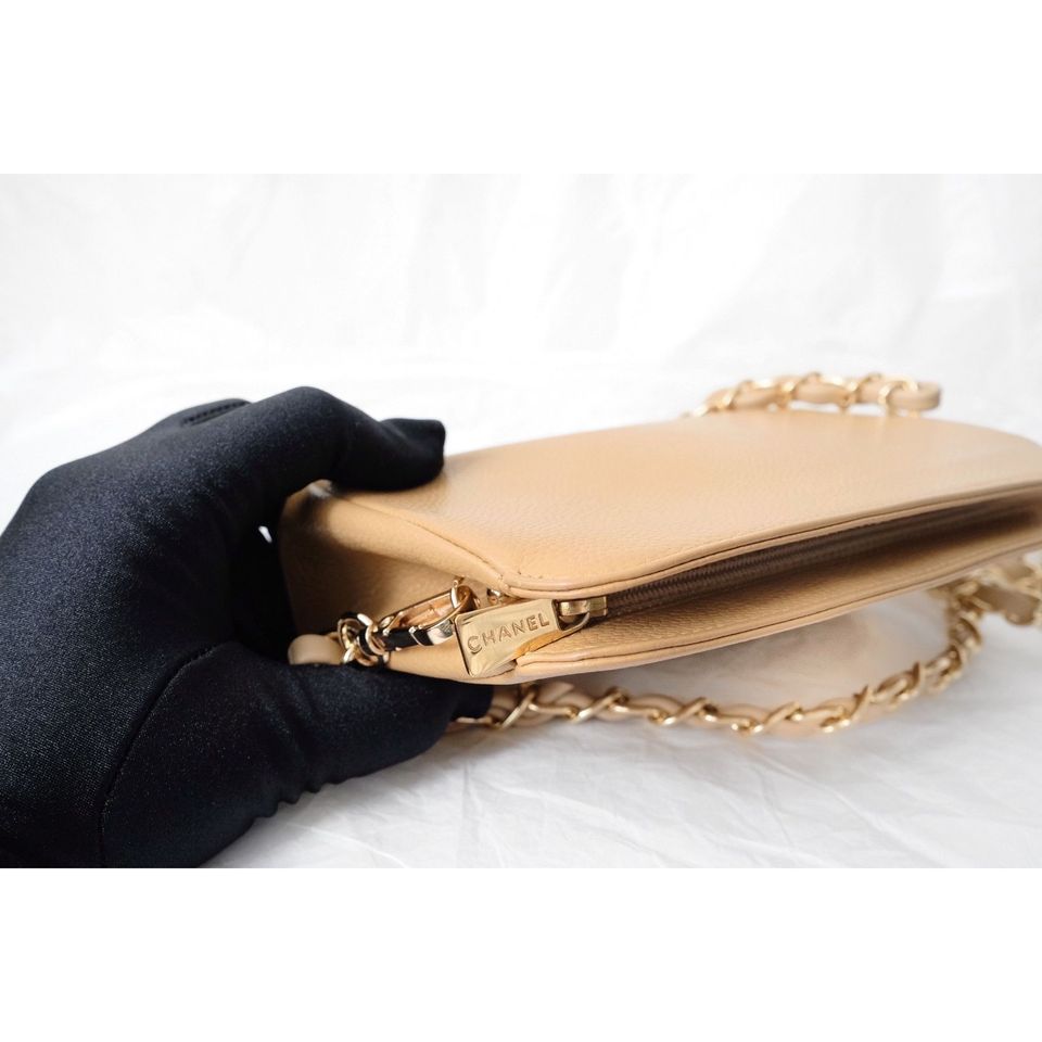 Chanel vintage mini caviar pouch +chain