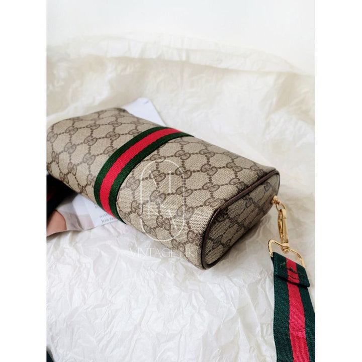 Gucci vintage GG clutch bag