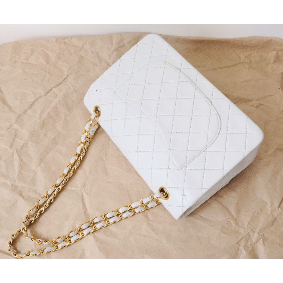 Chanel vintage classic flap bag 25cm
