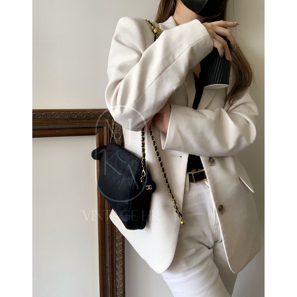 Chanel vintage silk clutch+chain
