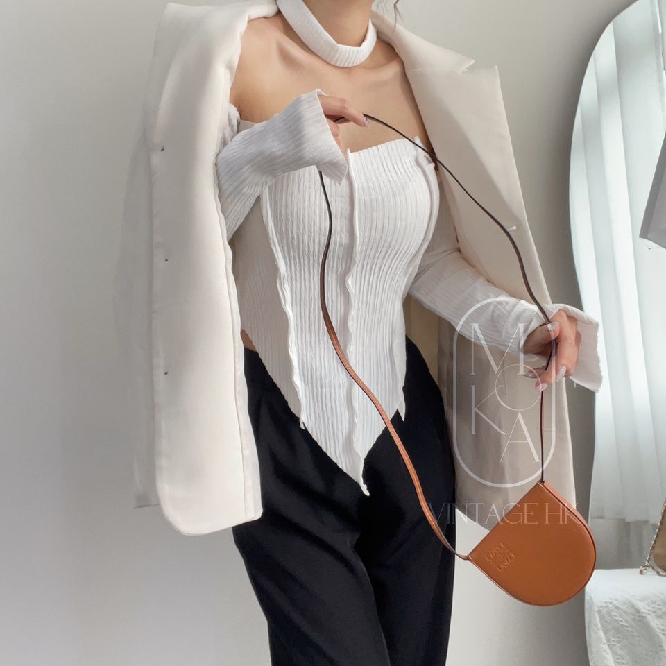 Loewe small heel pouch in soft calfskin