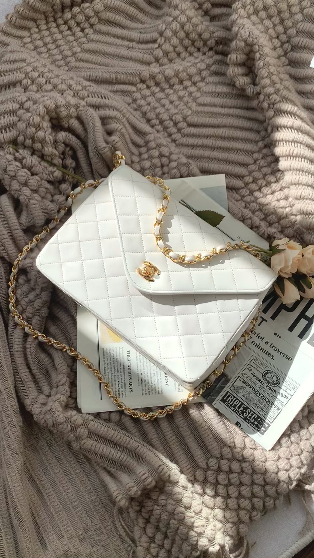 Chanel vintage triangle classic flap chain bag