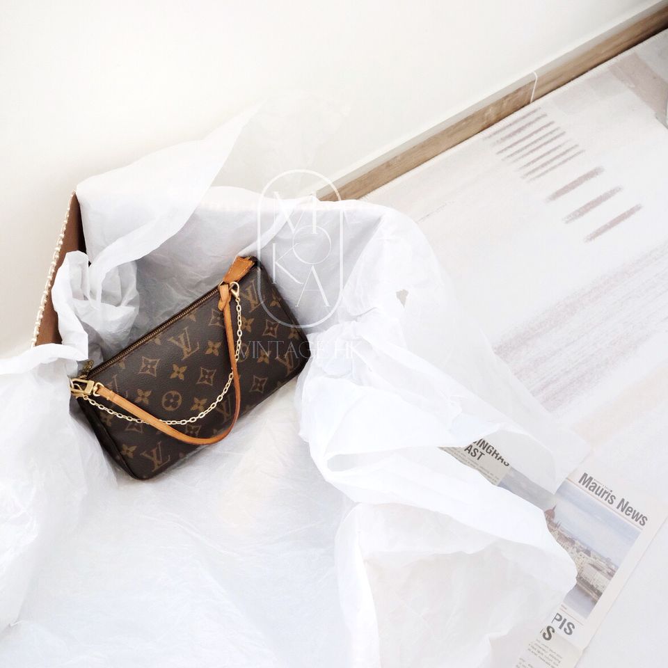 Louis Vuitton monogram handbag