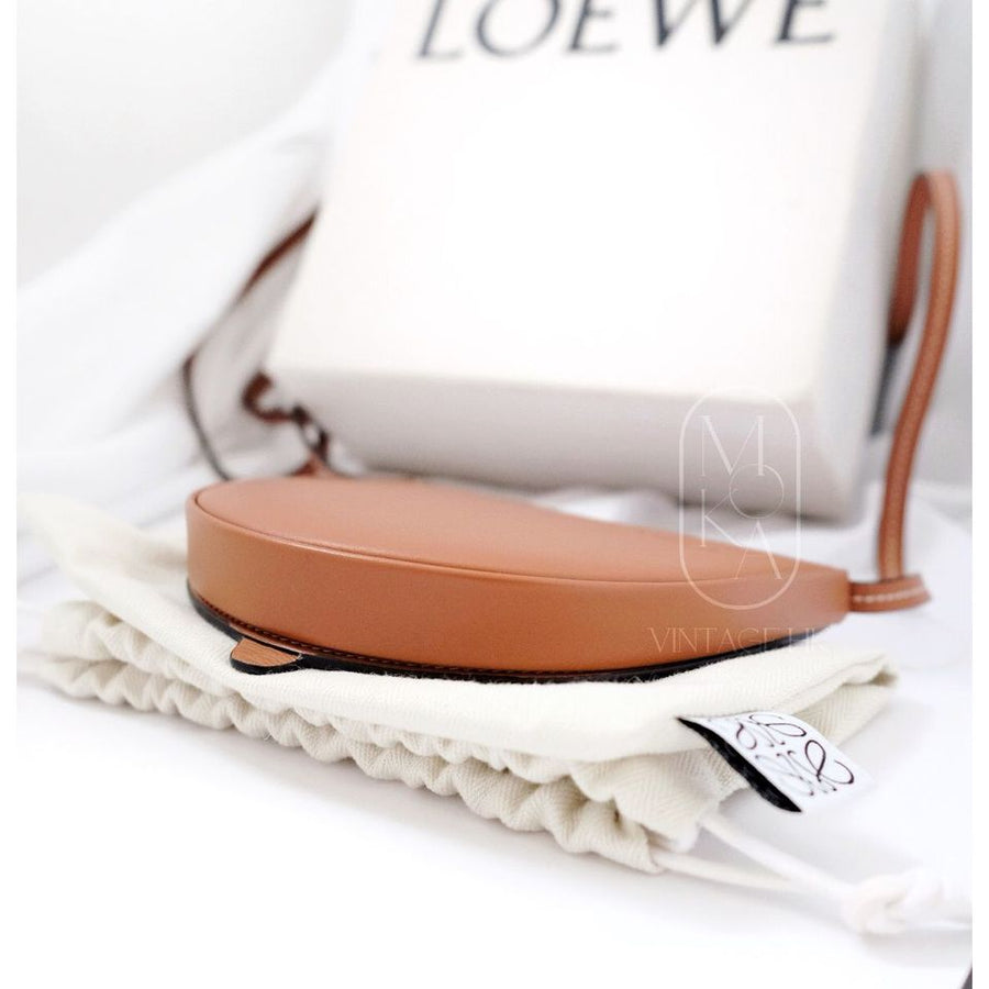 Loewe small heel pouch in soft calfskin