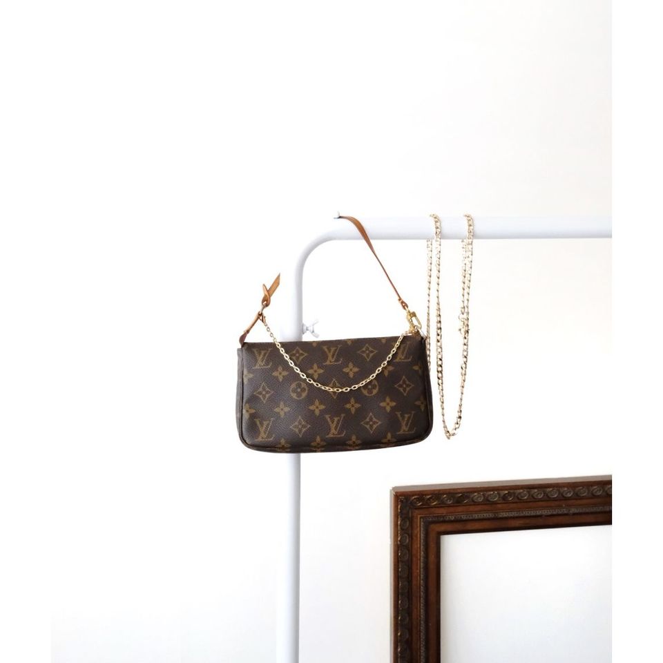Louis Vuitton monogram handbag
