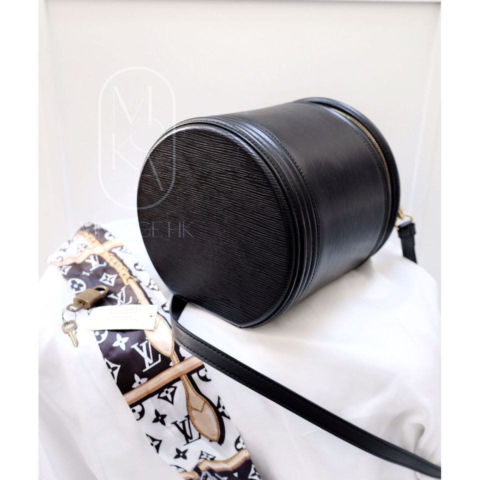 Louis Vuitton vintage cannes beauty case bag