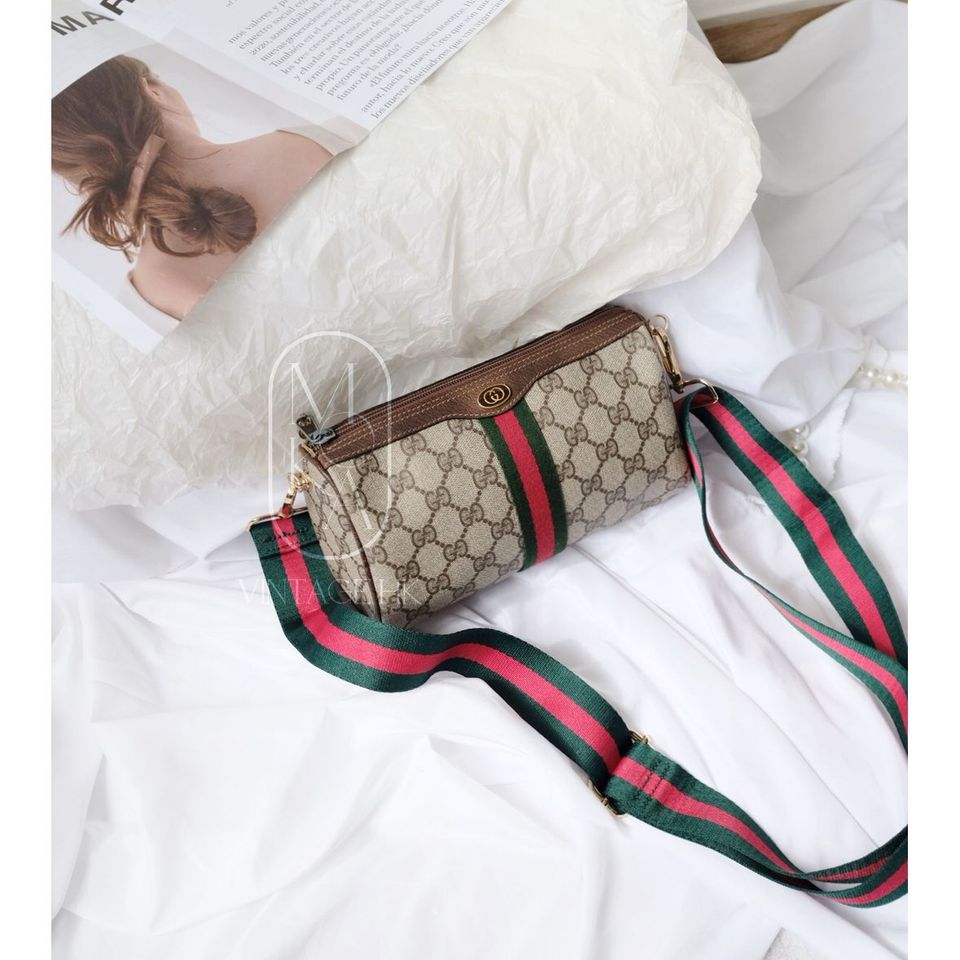 Gucci vintage GG clutch bag