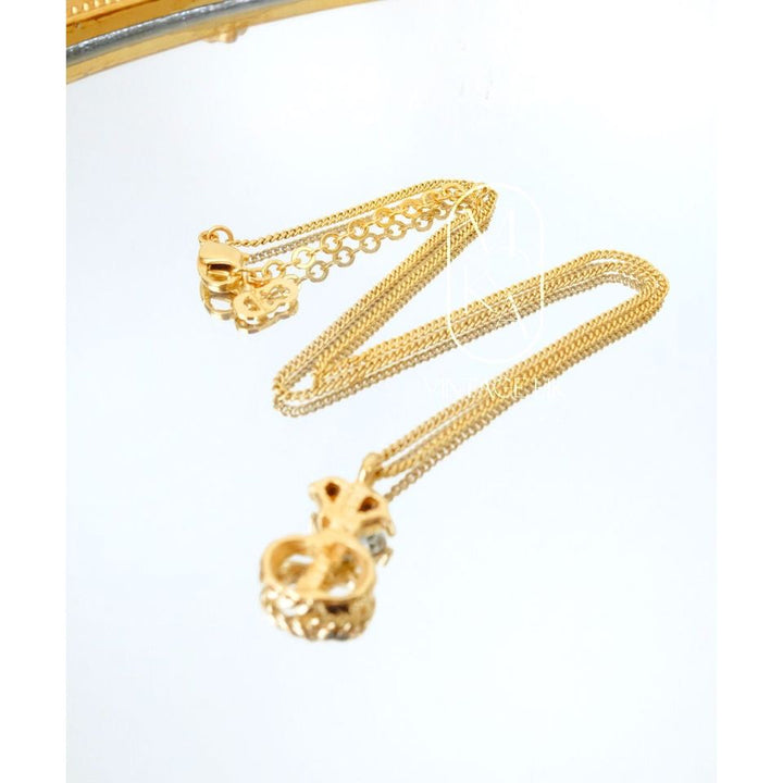Dior vintage gold necklace