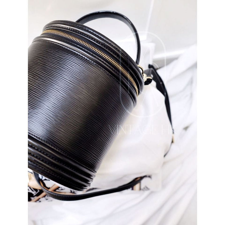 Louis Vuitton vintage cannes beauty case bag