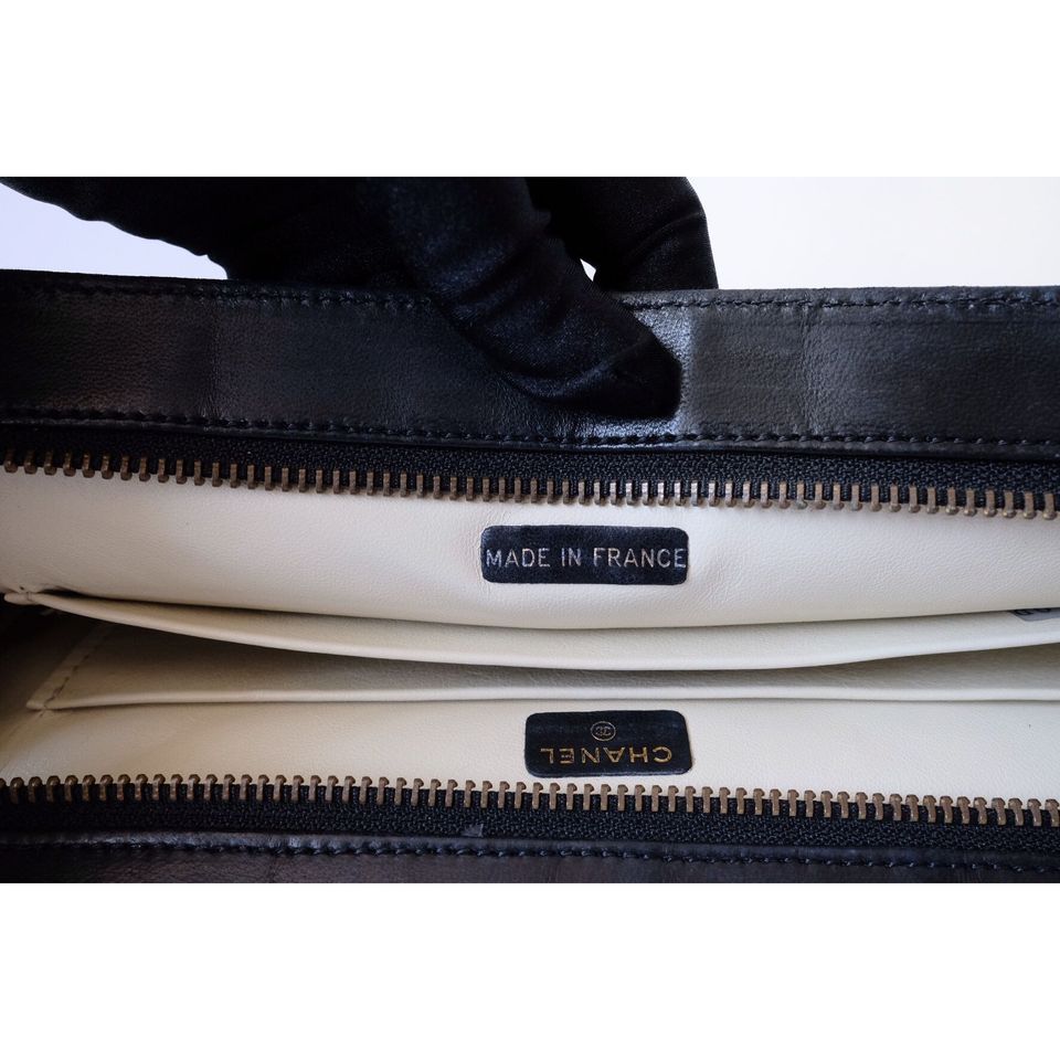 Chanel vintage silk clutch+chain