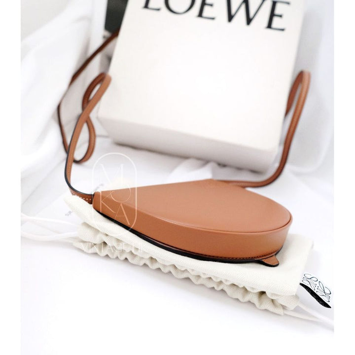 Loewe small heel pouch in soft calfskin