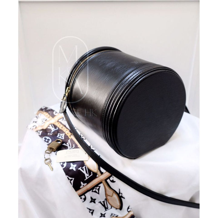 Louis Vuitton vintage cannes beauty case bag