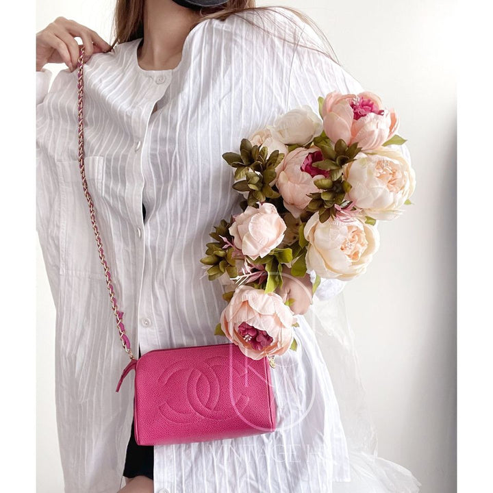 Chanel vintage mini caviar pouch +chain
