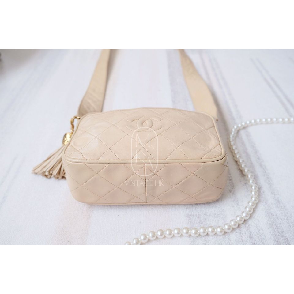 Chanel CC diamond-quilted tassel crossbody bag