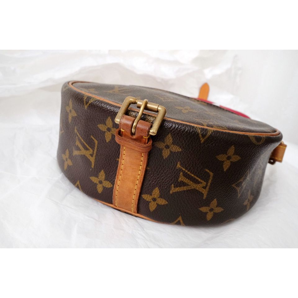Louis Vuitton monogram sack tambran shoulder bag