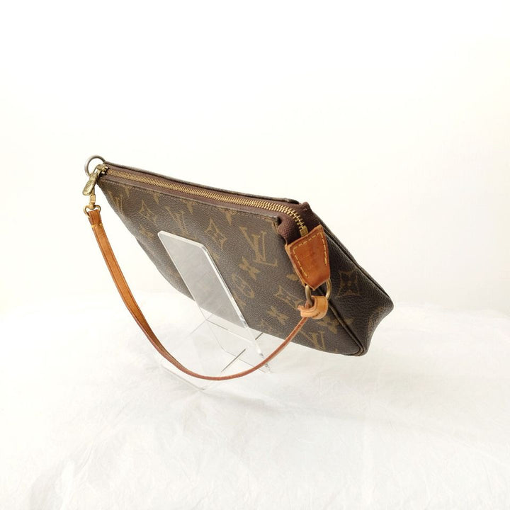 Louis Vuitton monogram handbag
