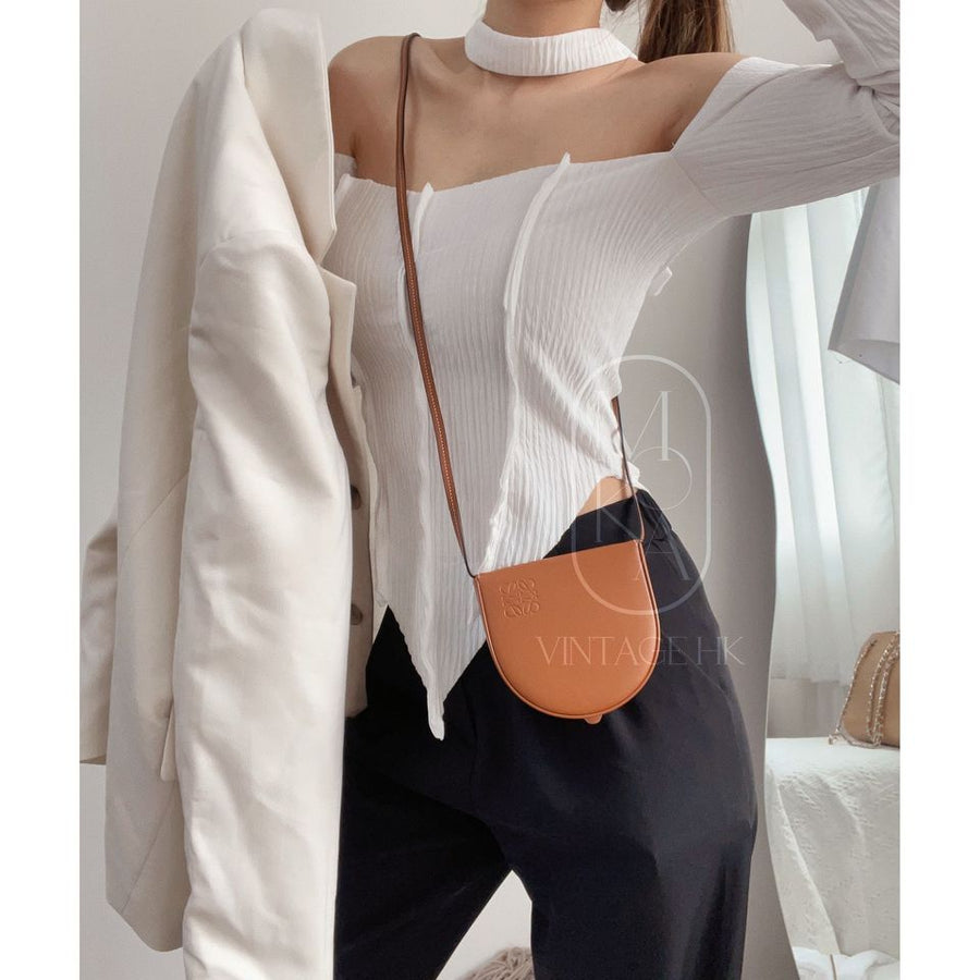 Small heel pouch in soft calfskin Clearance