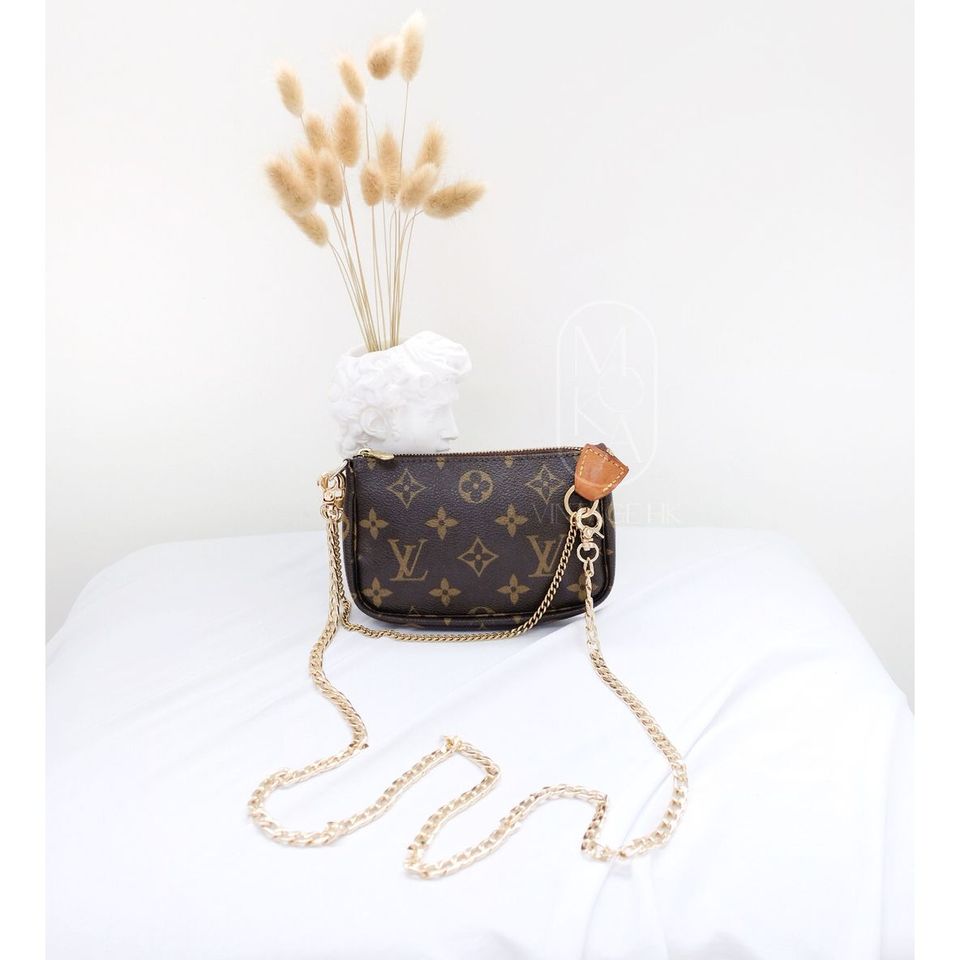 Louis Vuitton monogram handbag