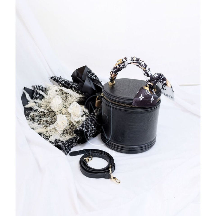 Louis Vuitton vintage cannes beauty case bag