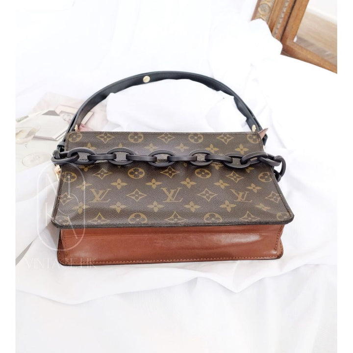 Louis Vuitton monogram clutch bag