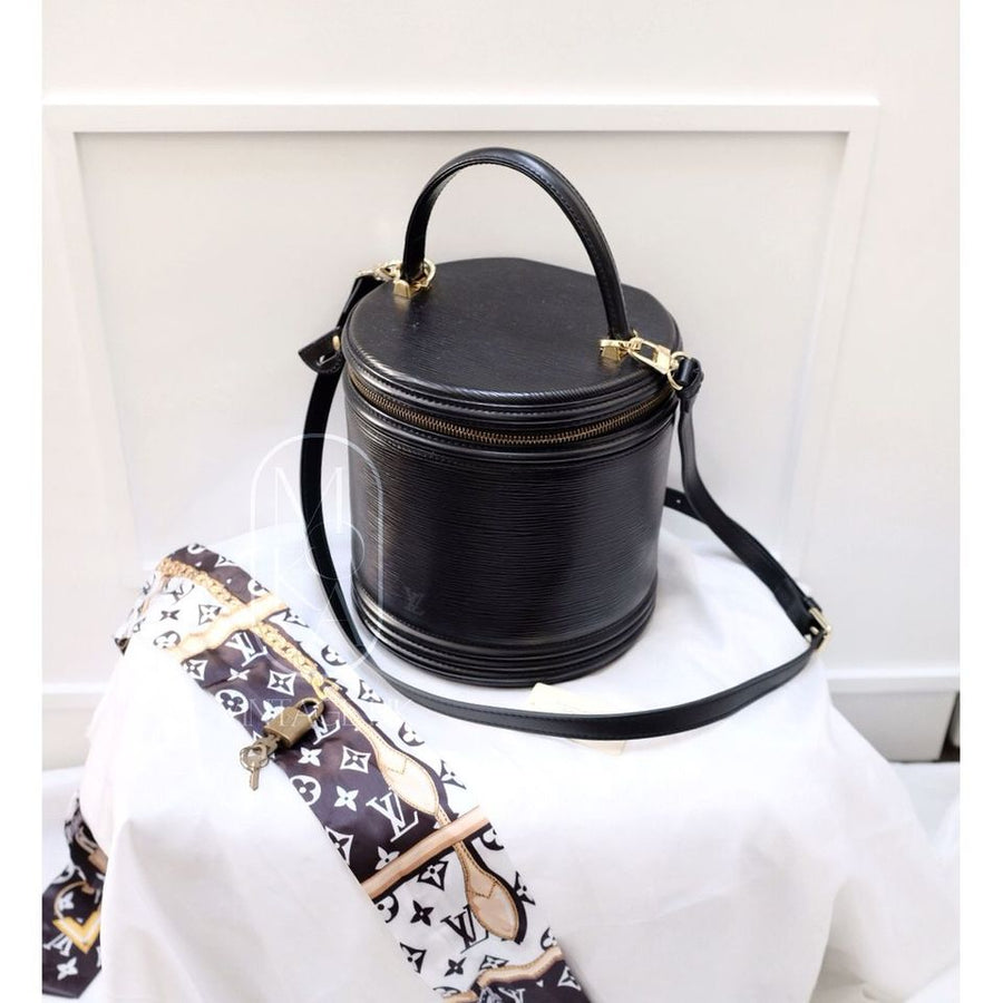 Louis Vuitton vintage cannes beauty case bag
