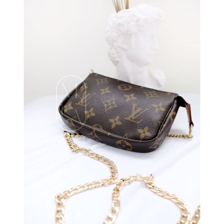 Louis Vuitton monogram handbag