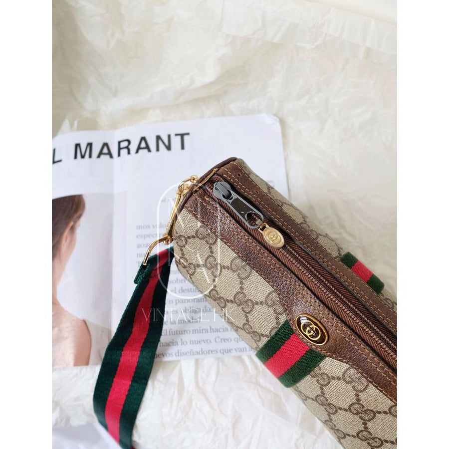 Gucci vintage GG clutch bag