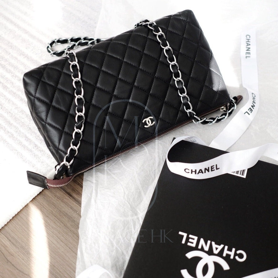 Chanel matelasse quilted clutch bag+chain