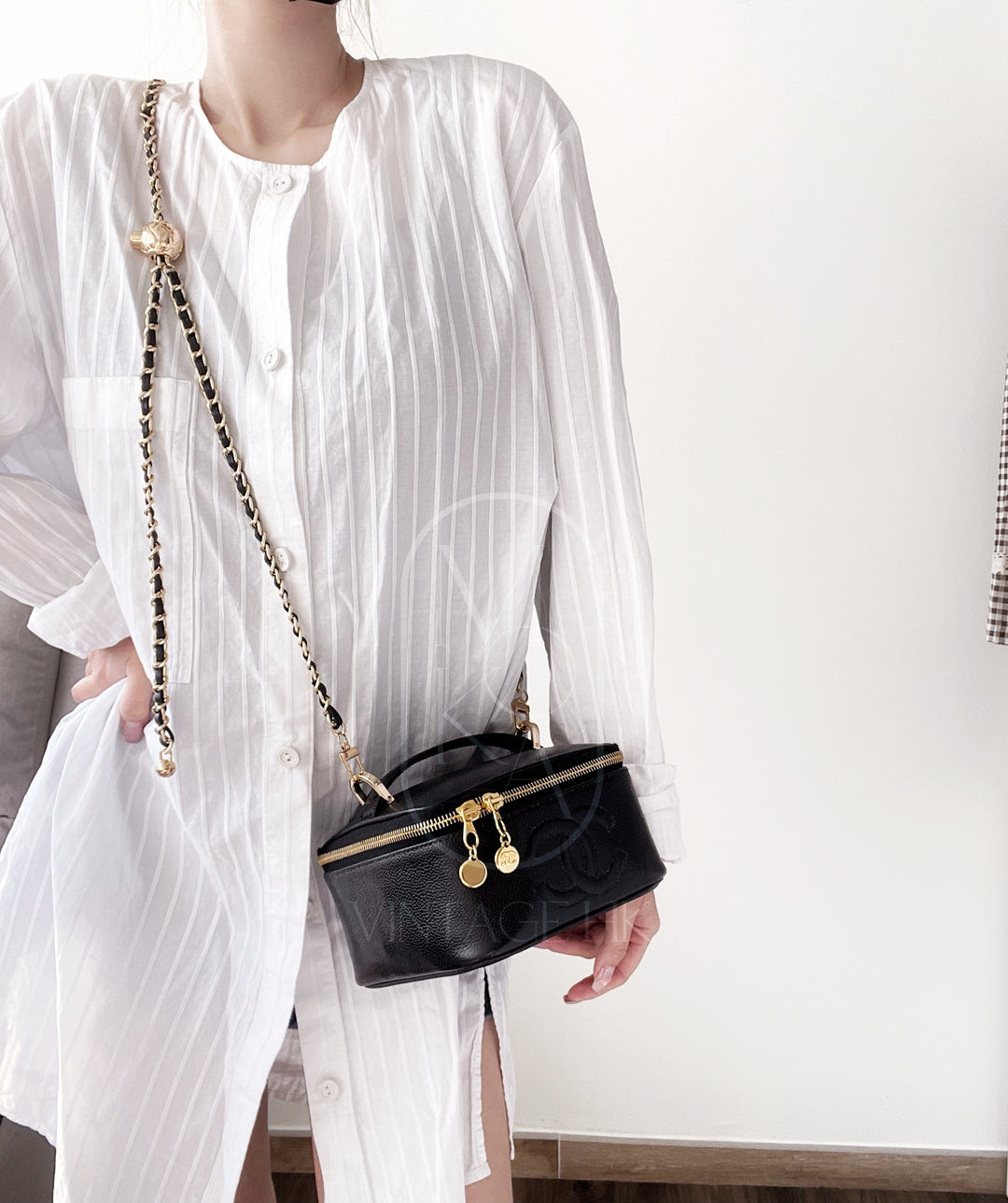 Chanel vintage coco cowhide mini wash bag