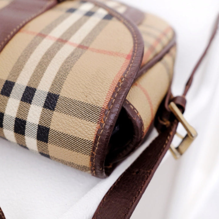 Burberry vintage pvc cross body bag