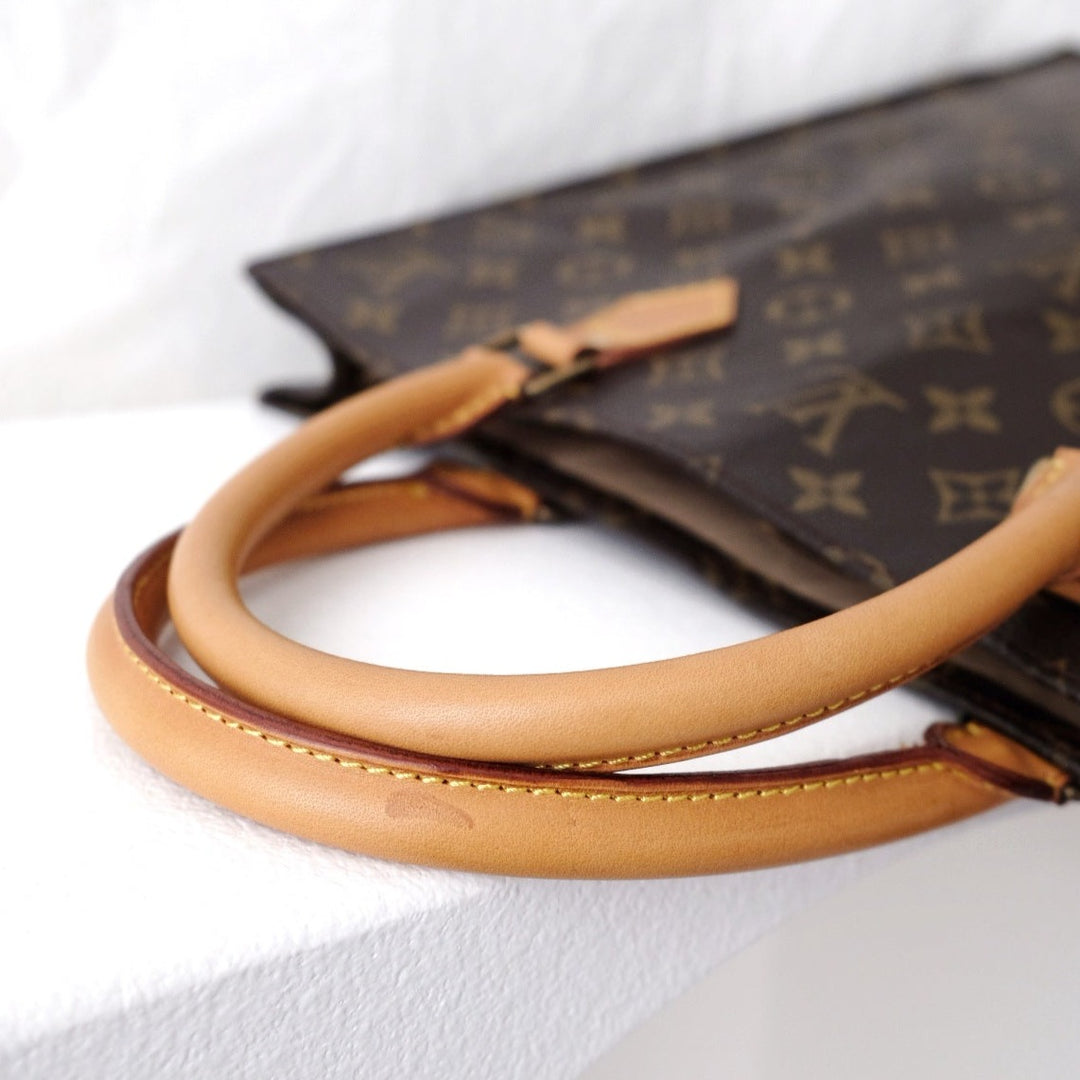 Louis Vuitton Monogram Petit Sac Plat