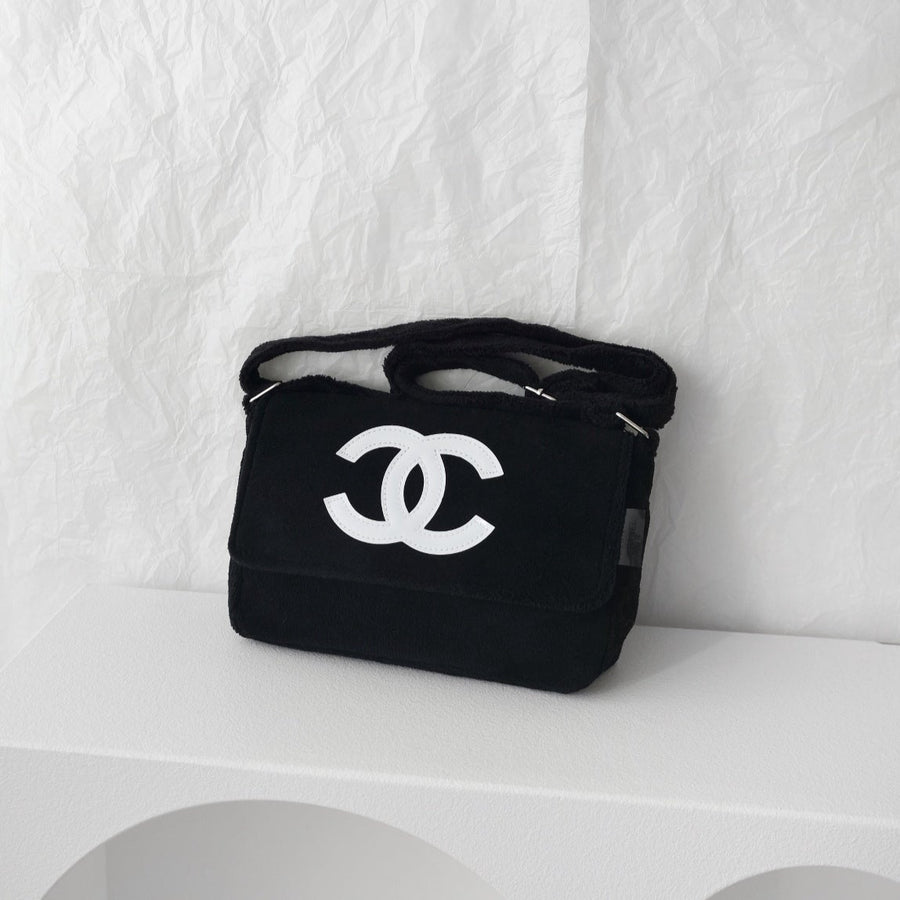 Chanel Precision VIP Gift Bag BTS Taehyung, Women's Fashion, Bags &  Wallets, Purses & Pouches on Carousell