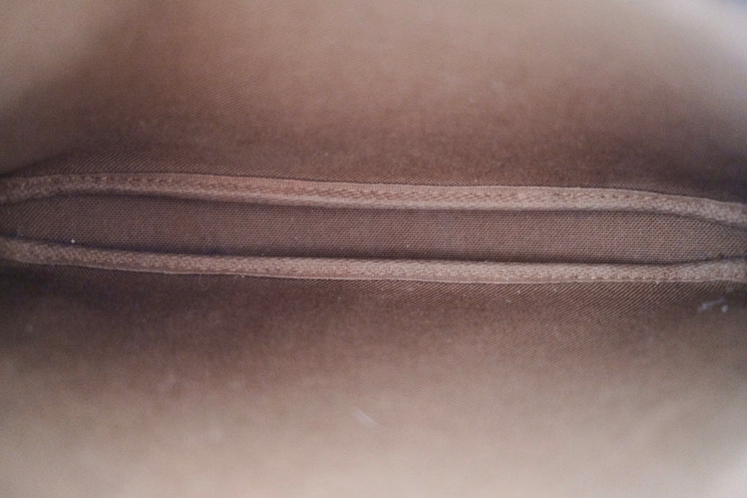 Louis Vuitton monogram handbag