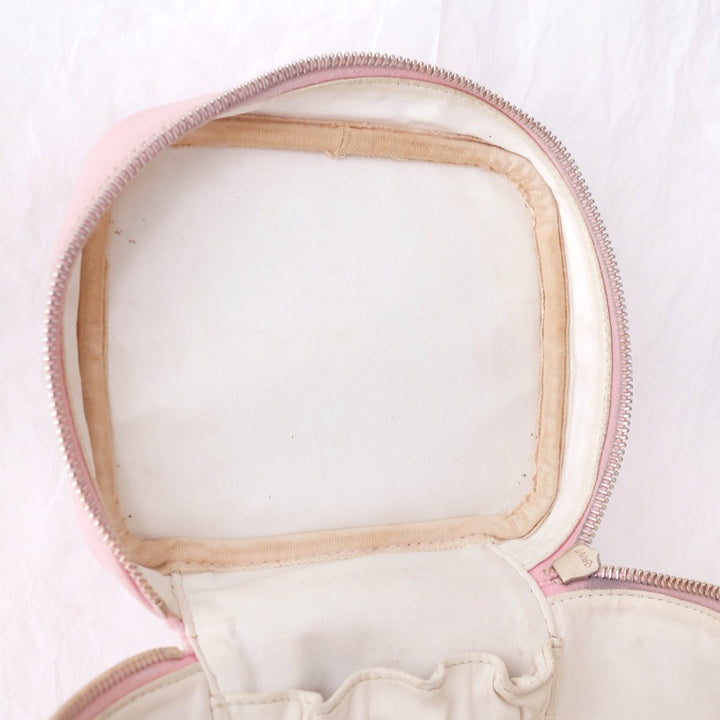 Chanel vintage coco caviar wash bag