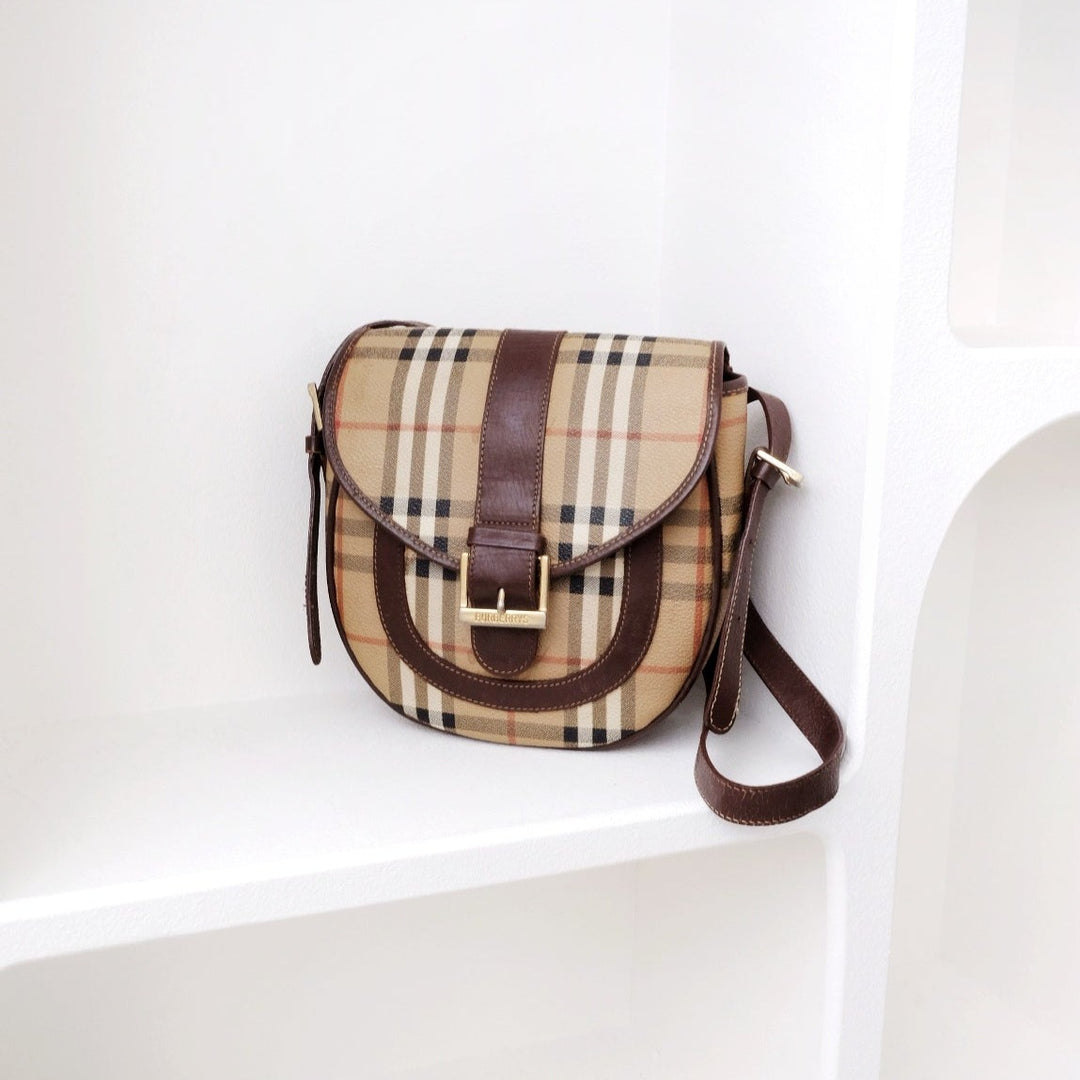 Burberry vintage pvc cross body bag