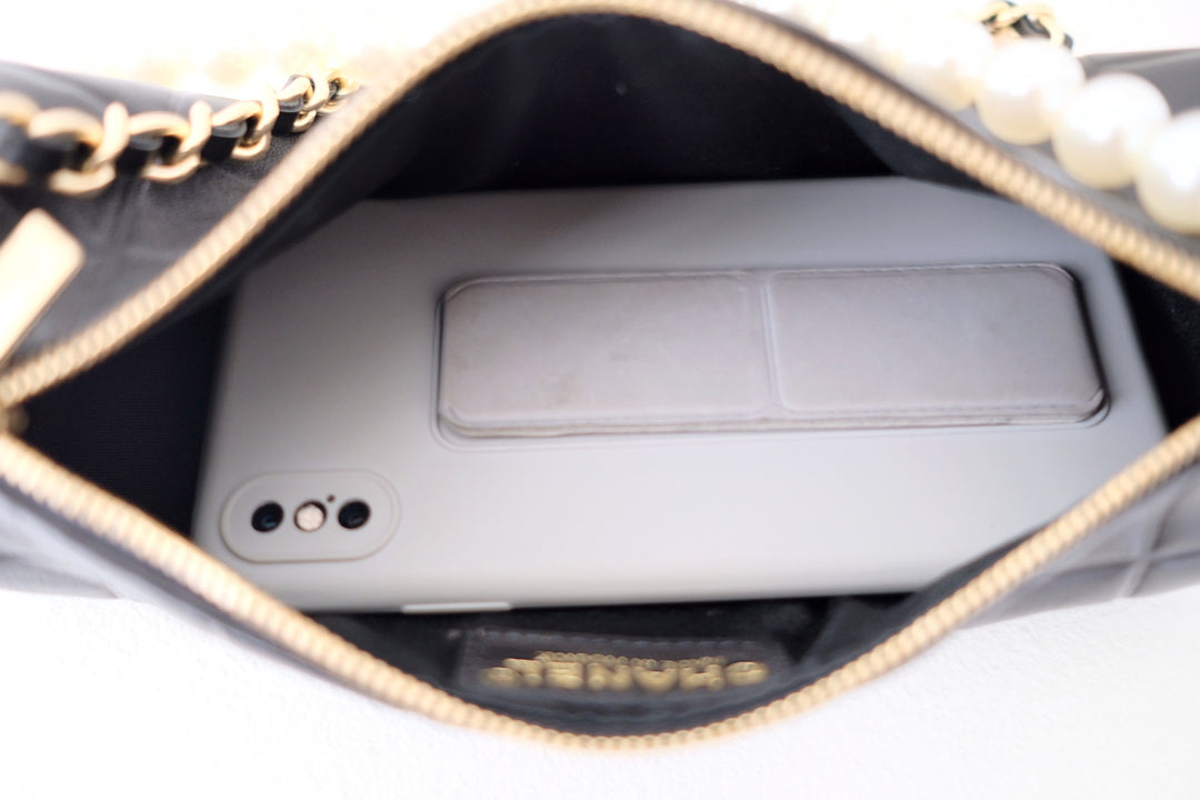 Chanel vintage chocolate bar cc cylinder bag